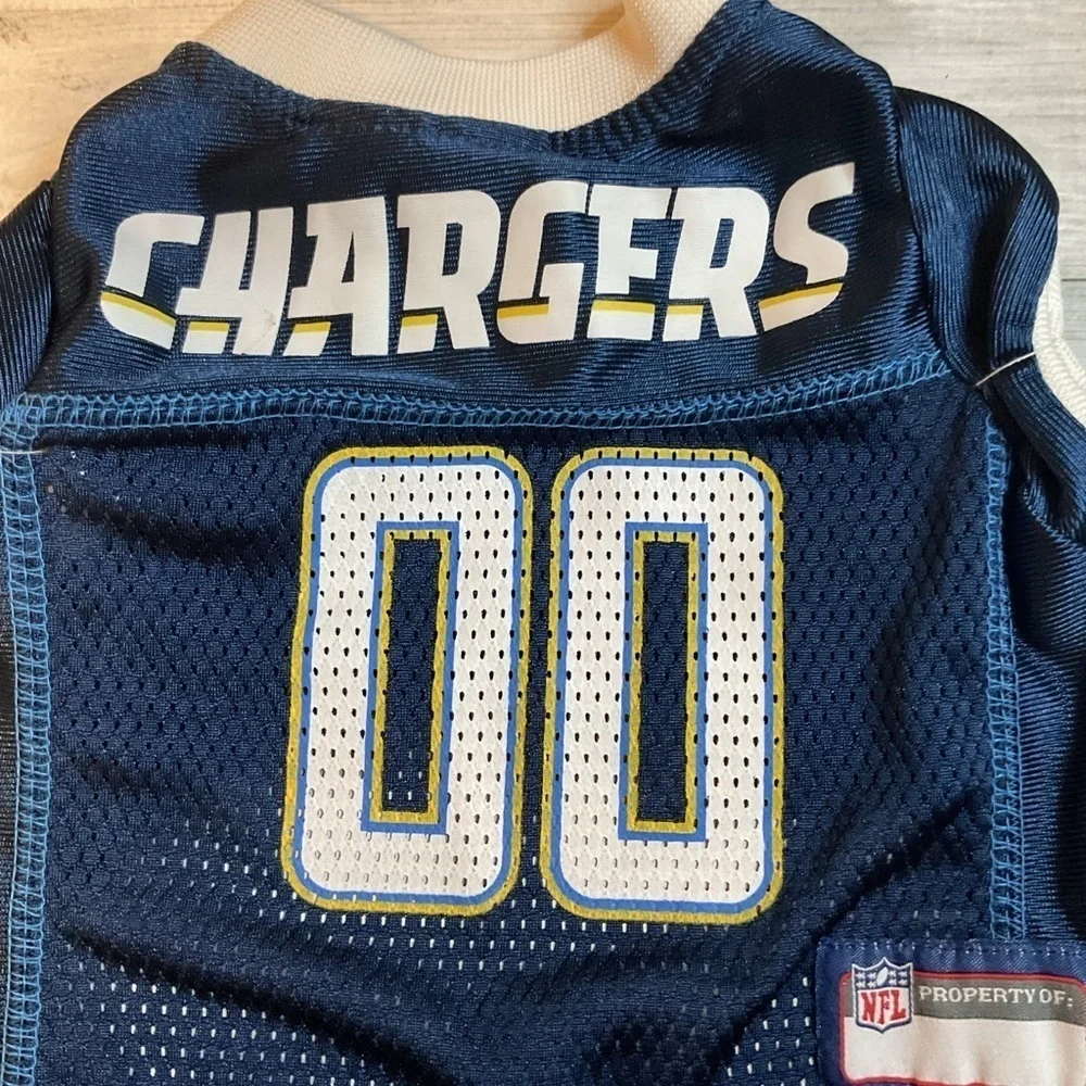 NFL Los Angeles Chargers Dog Jersey, Best Football Pet Jersey in Navy Blue
